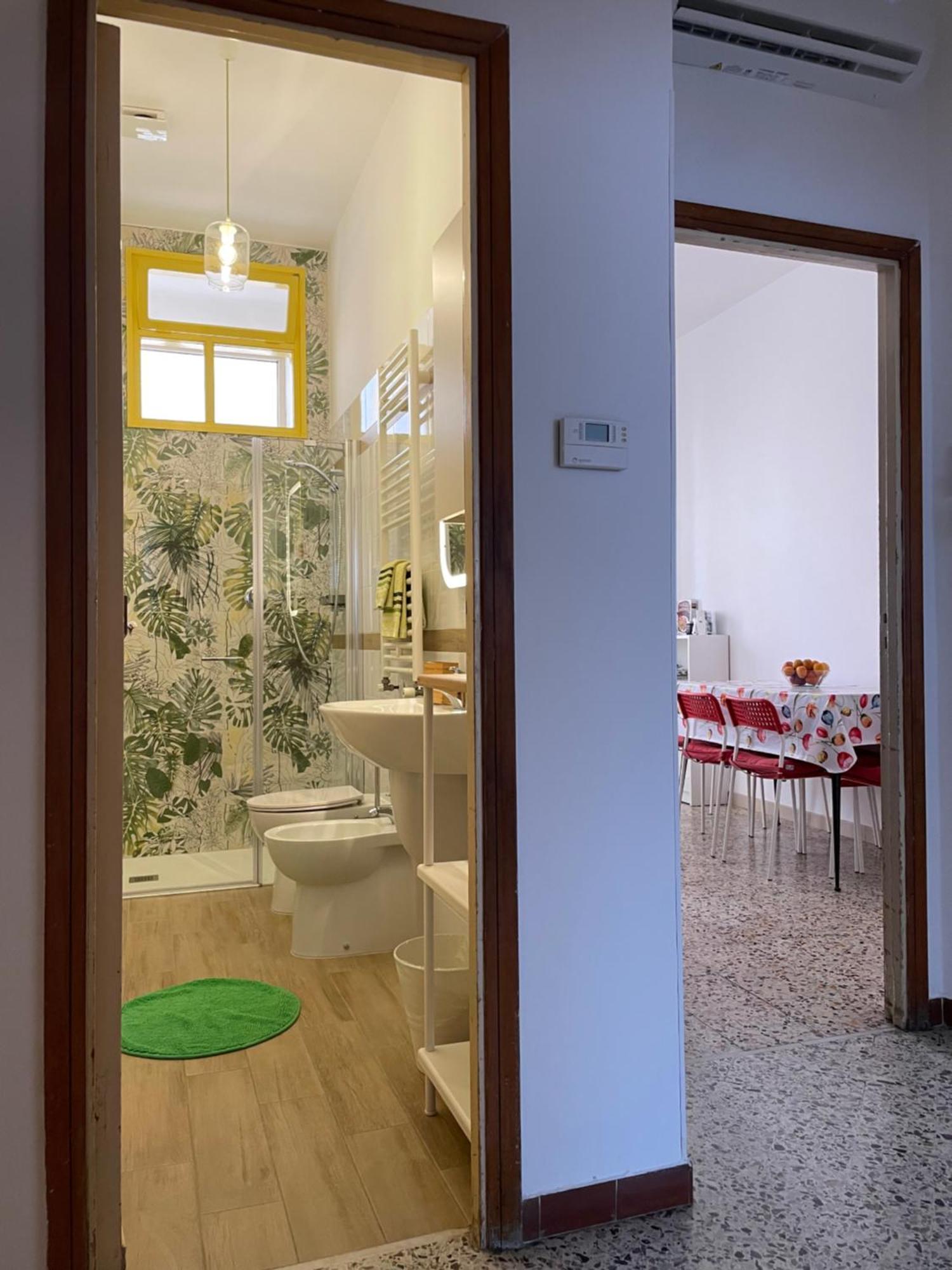 Next Door! Apartment Termoli Bagian luar foto