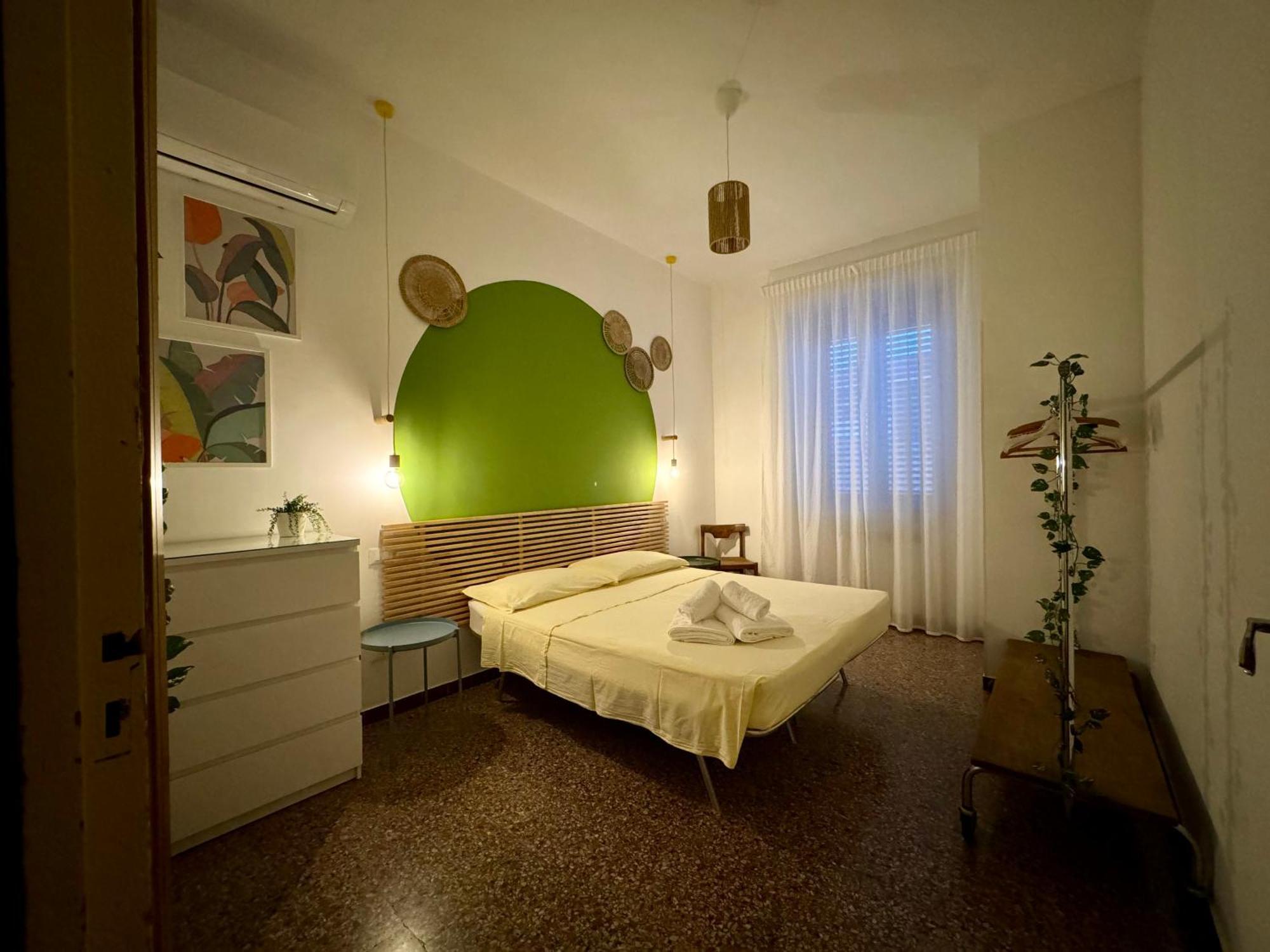 Next Door! Apartment Termoli Bagian luar foto